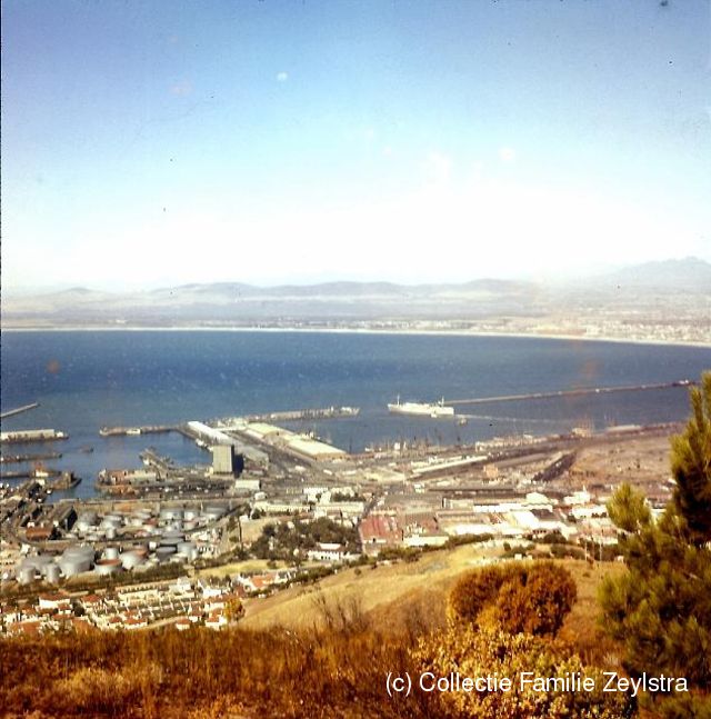 afr-30.jpg - Panorama van de haven van Kaapstad